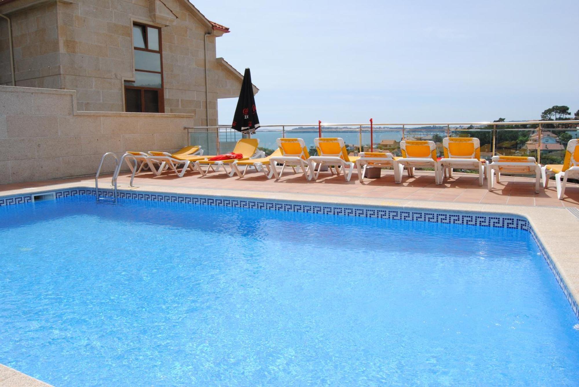 Apartamentos Riveiro Санхенхо Экстерьер фото